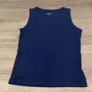 Vineyard vine women’s tank top